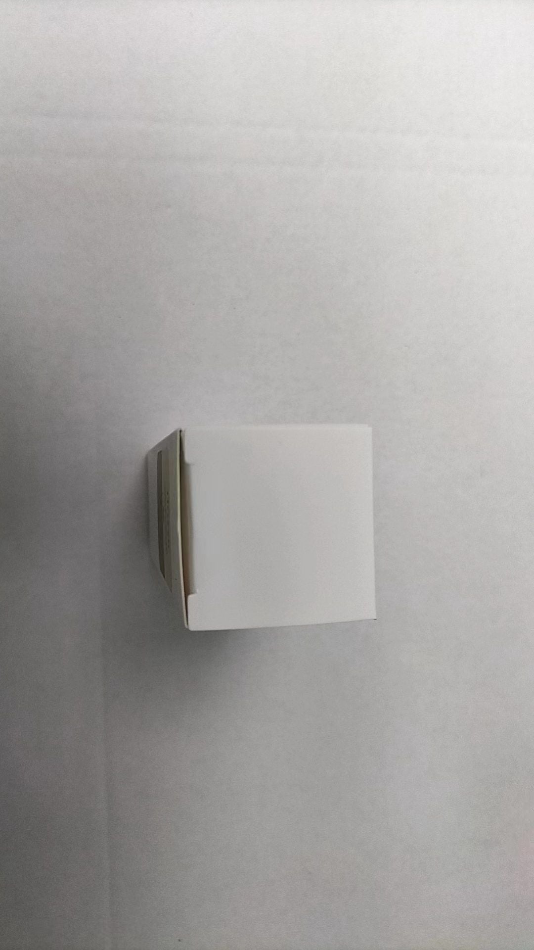 565760931