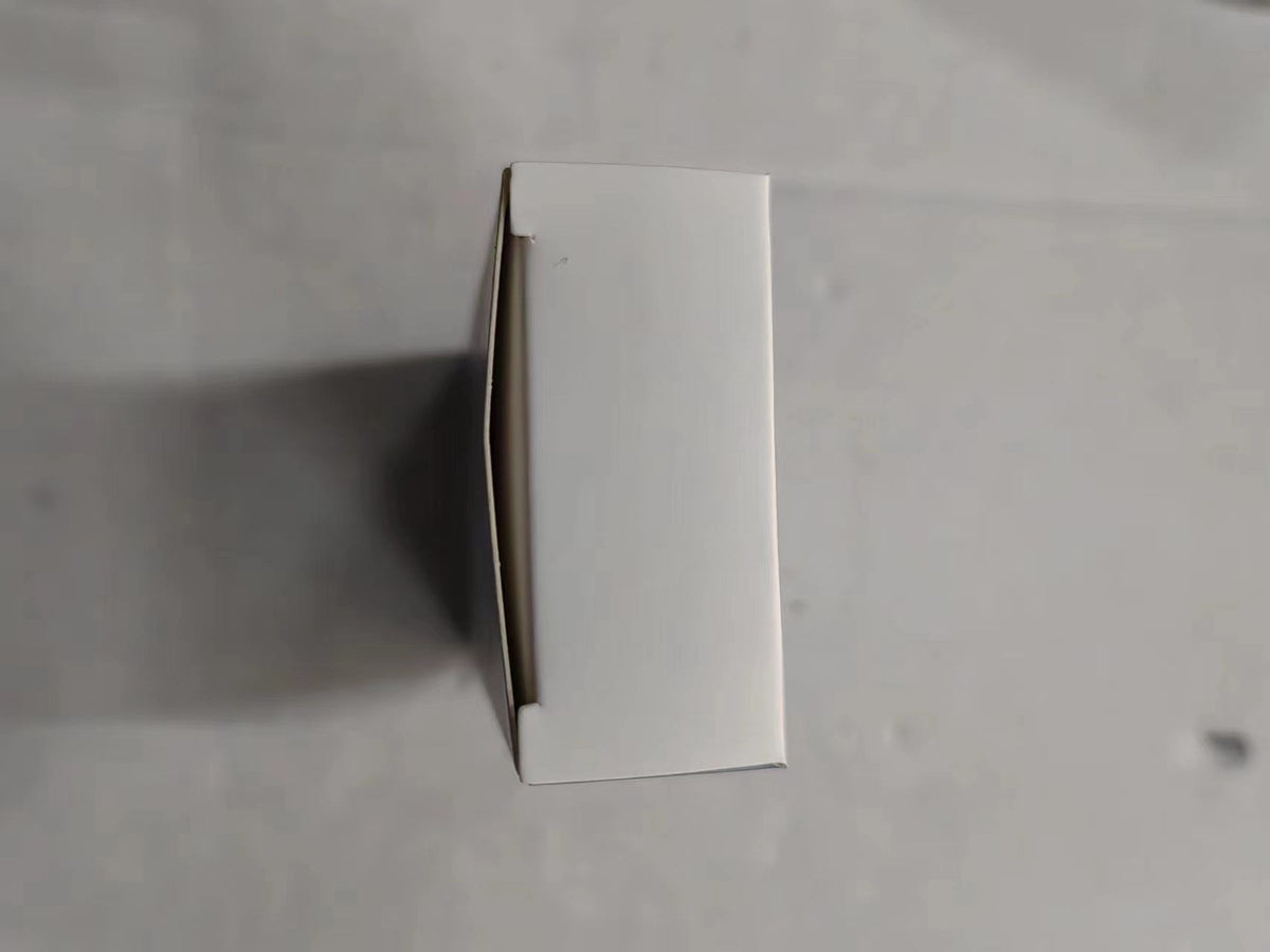 565747561