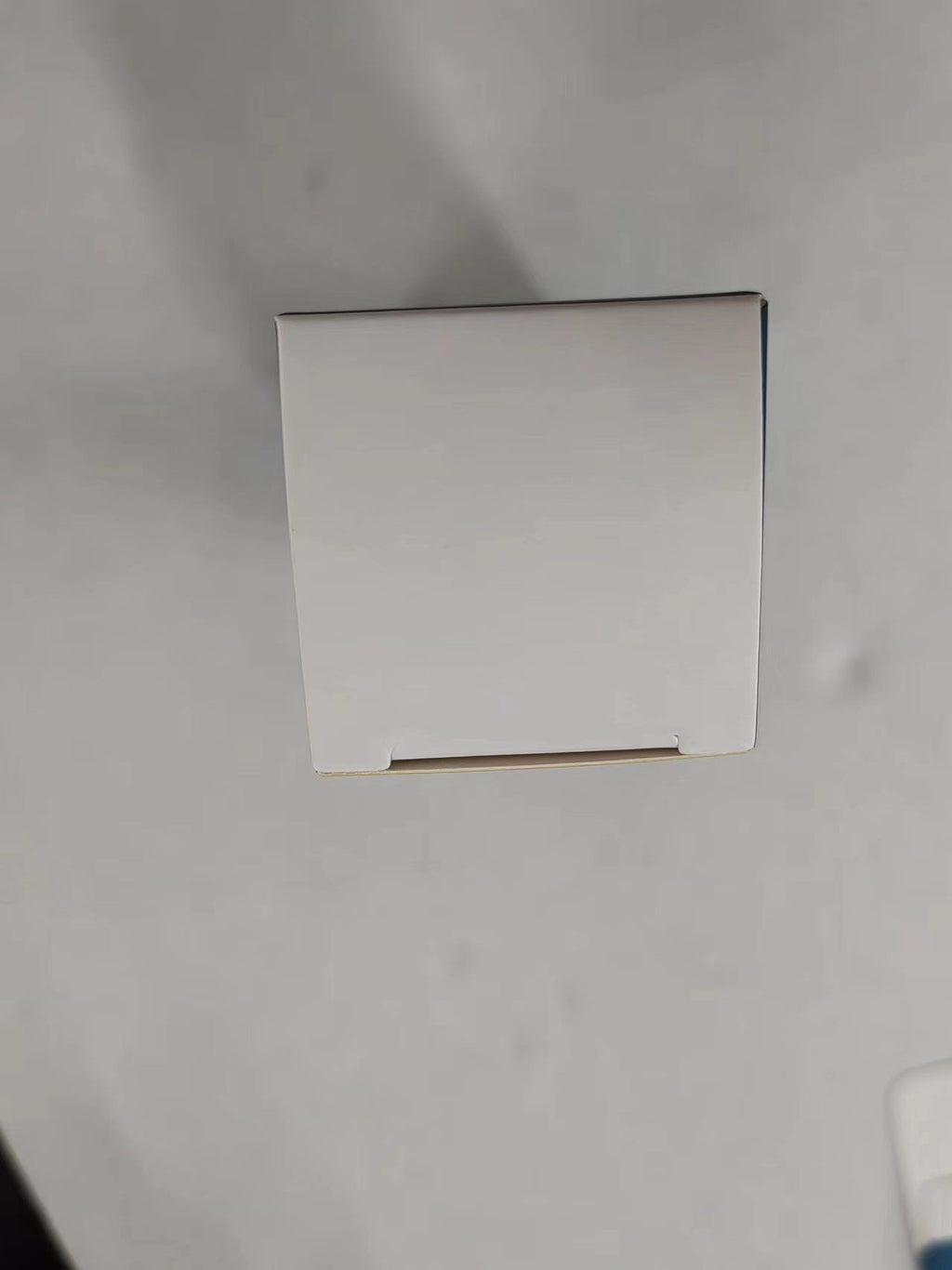 565744471