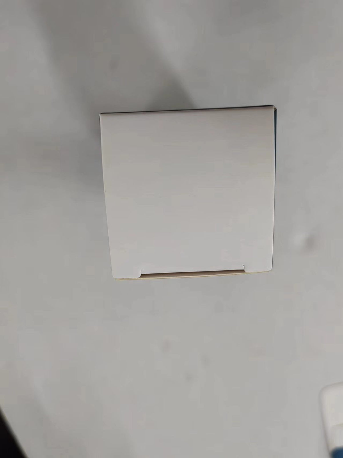 565744471