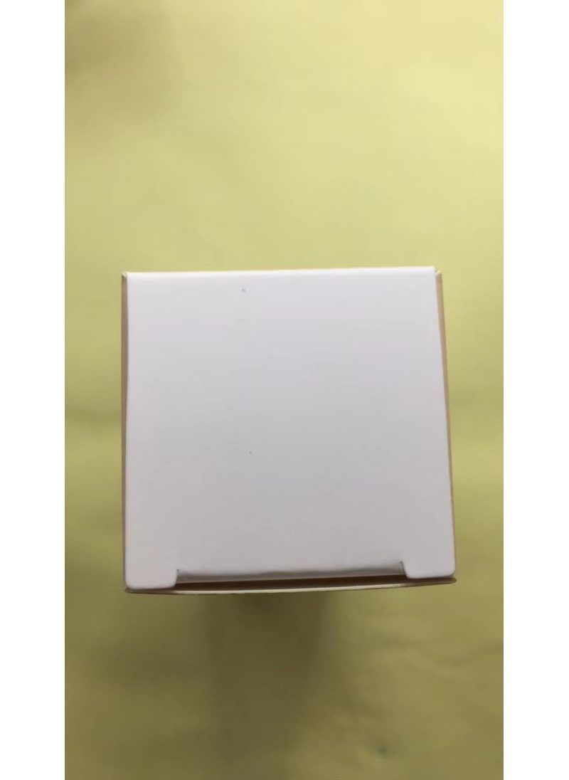 565746121