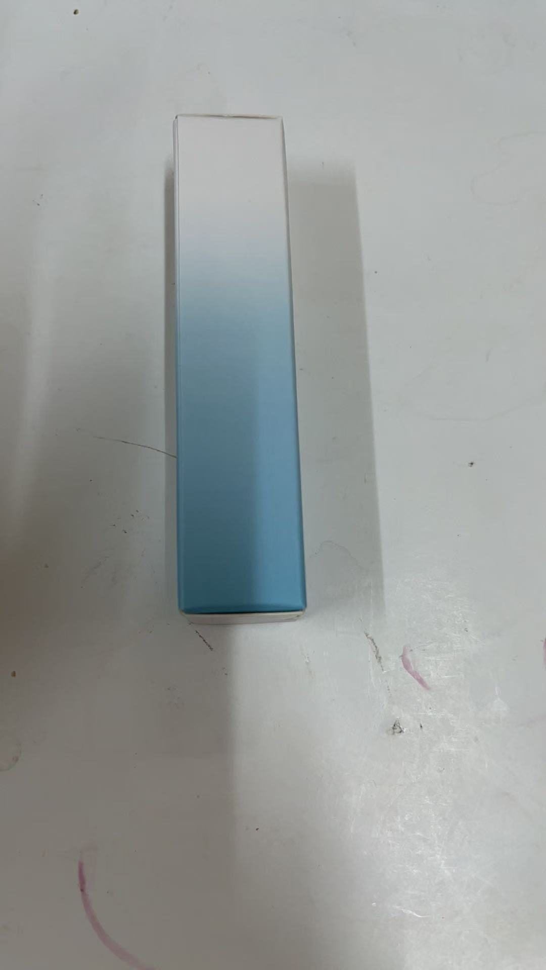 565753951